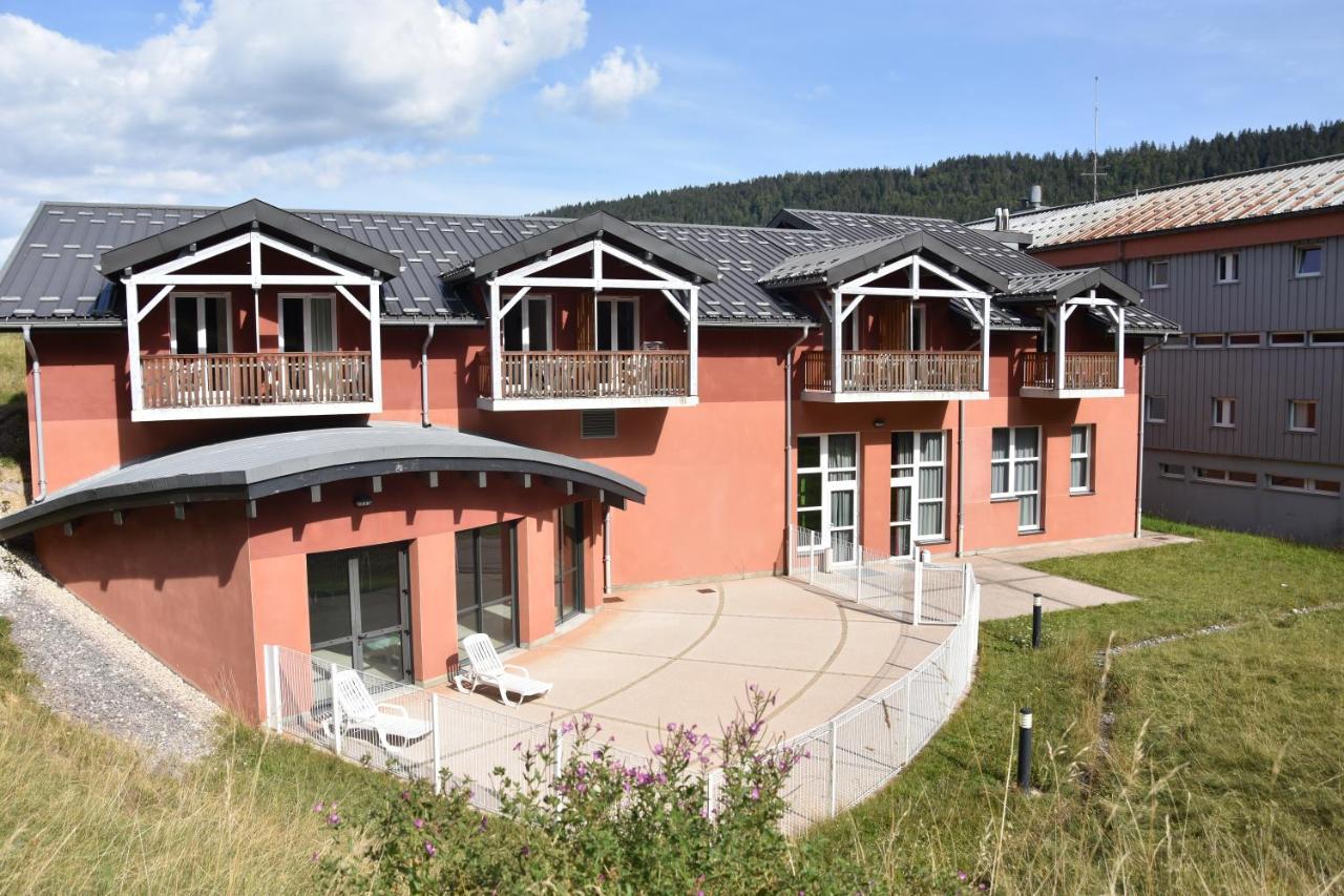 Village Club De Bois D'Amont Екстериор снимка